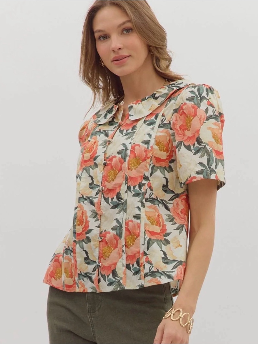 entro Coral Floral Peter Pan Collar Blouse